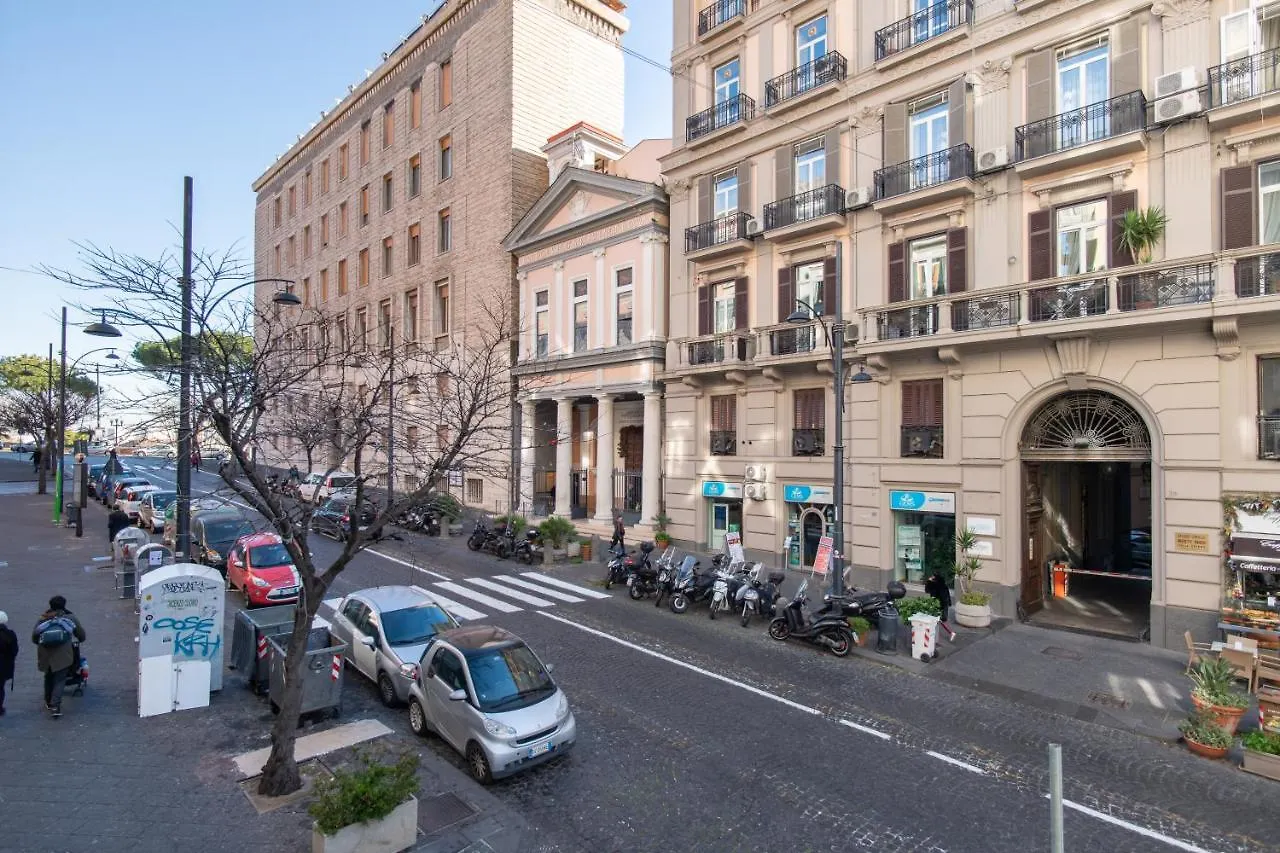 Borgo santa lucia b&b Nápoles